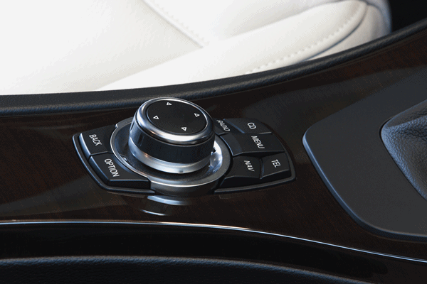 BMW 320d Coupe interior sDrive BMW 320d Coupe interior sDrive