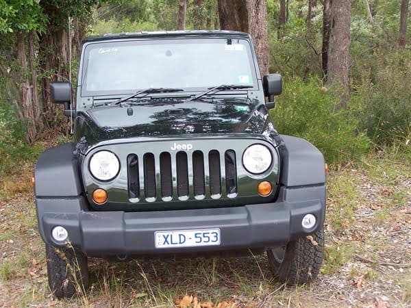 Jeep Wrangler Sport front 