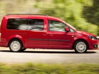 Volkswagen Caddy Maxi Life side view