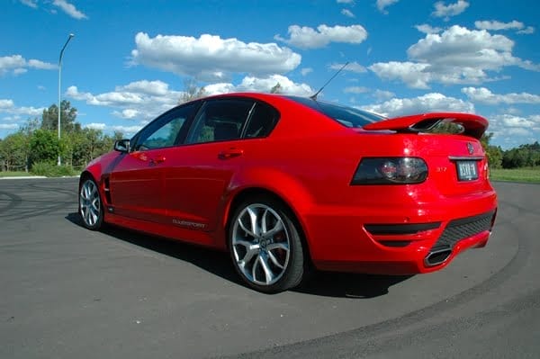 2011 HSV Clubsport R8 LPI external rear three quarters