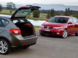 2011 Kia Cerato SLi 5 door.