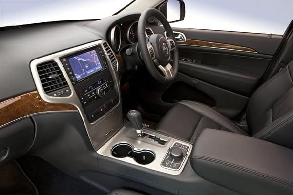 2011 Jeep Grand Cherokee Limited INTERIOR