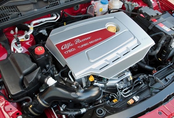 AlfaRomeoSpider 1750 TBi Engine