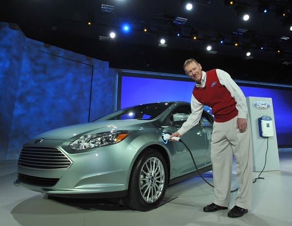 Ford Focus Electric recharging 600 Introducing All-New Focus Electric – The First Zero-Emissions Passenger Car From Ford