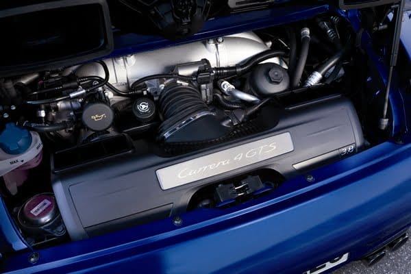 2011 Porsche 911 Carrera 4 GTS Cabriolet engine
