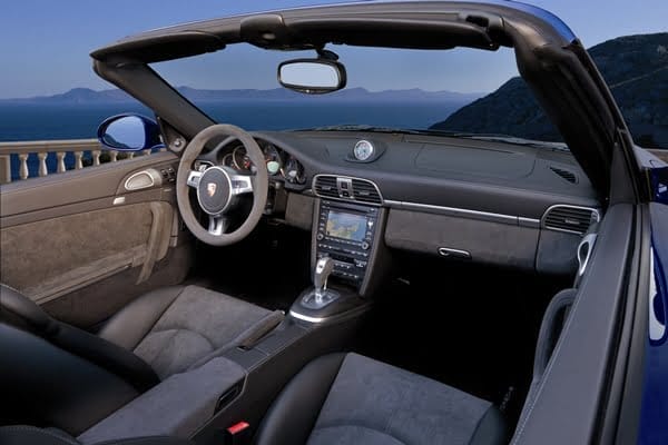 2011 Porsche 911 Carrera 4 GTS Cabriolet interior