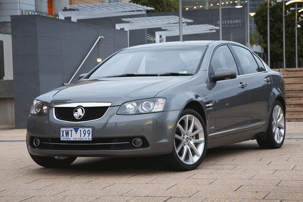 2011 Holden Commodore VE Series II Calais-V Sedan EXTERIOE FRONT SIDE