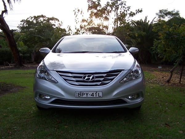 2011 Hyundai i45 Active external front