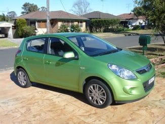 Hyundai i20 Active external