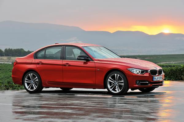 BMW 3 Series Sport Line 2011