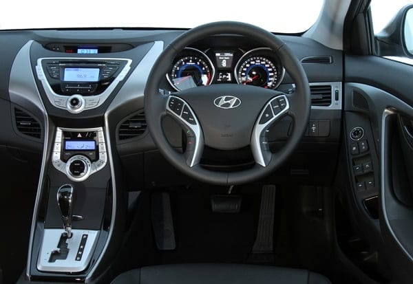 2011 Hyundai Elantra Premium Interior