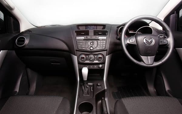 Mazda BT-50 front inside 600