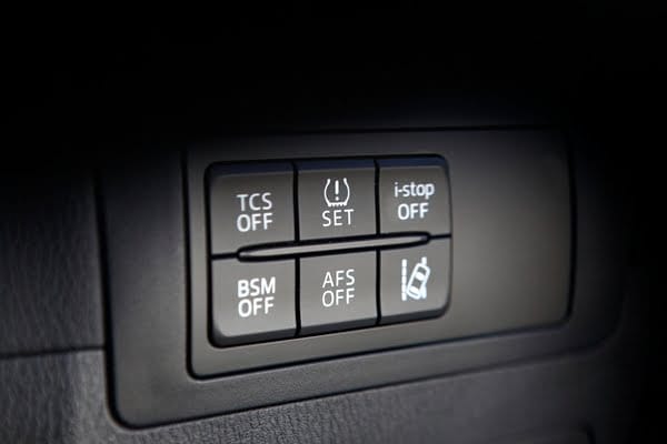 2012 Mazda CX-5 AWD SUV front buttons