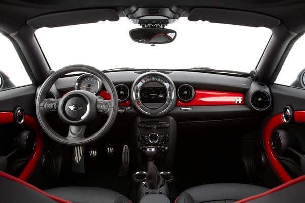 2012-MINI-Coupé-dash.jpg