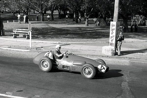 AlbertPark_1957_LexDavison_