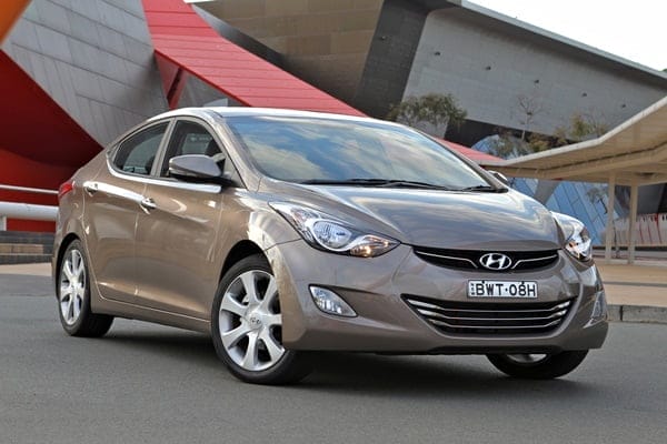 Hyundai Elantra Premium Exterior Hyundai Elantra Premium Exterior