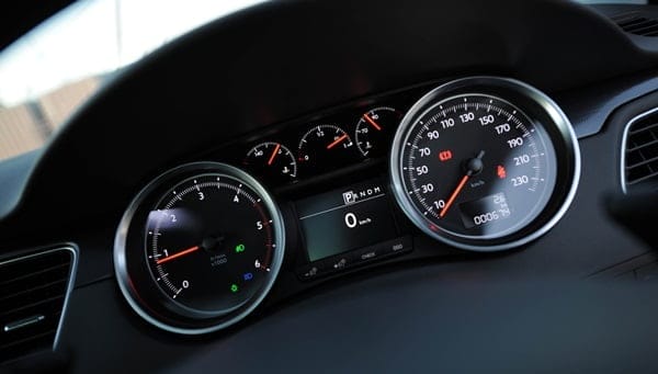 Peugeot 508 Touring 2.0l HDi Allure multi function display Peugeot 508 Touring 2.0l HDi Allure multi function display