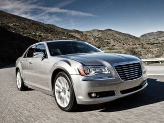 2013-Chrysler-300-Hankook Tyres