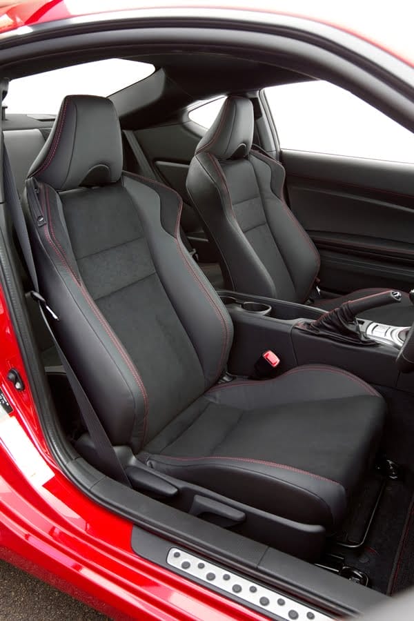 2012 Toyota 86 GTS front seats 2012 Toyota 86 GTS front seats
