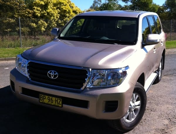 Toyota Landcruiser GXL V8 Petrol ext 1