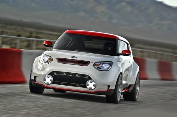 Kia Track'ster Concept at AIMS 2012