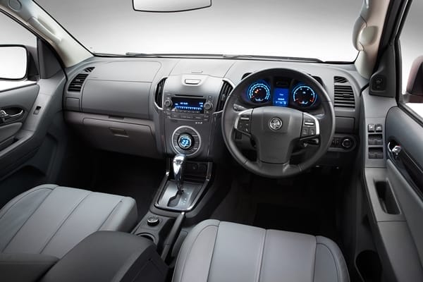 Article Holden Colorado7 LTZ dash