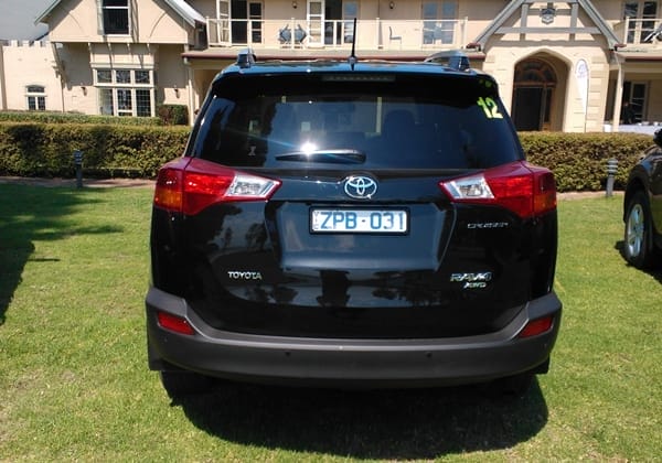 2013 Toyota Rav4 rear end