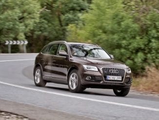 Audi Q5 3.0L TDi quattro S Tronic external