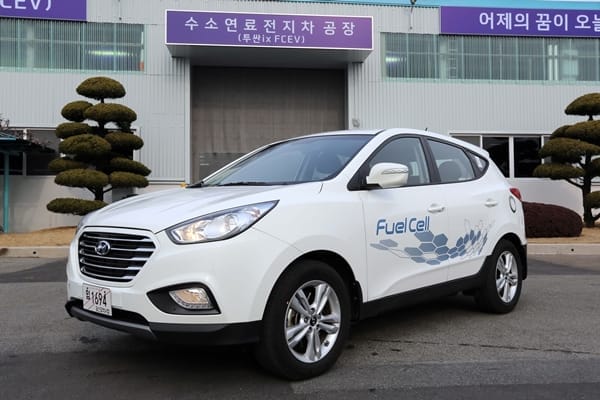 Hyundai ix35 Fuel Cell 2 Hyundai ix35 Fuel Cell 2