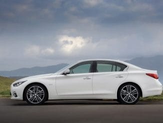 Infiniti Q50 Hybrid