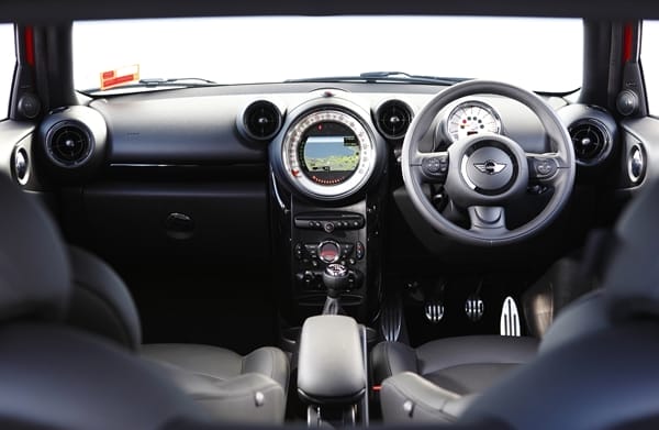 MINI Cooper S Paceman DASH