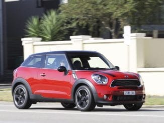 MINI Cooper S Paceman EXTERIOR