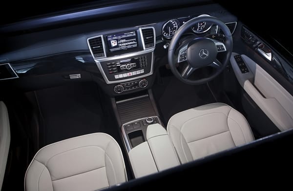 Mercedes Benz ML500 int Mercedes Benz ML500 int