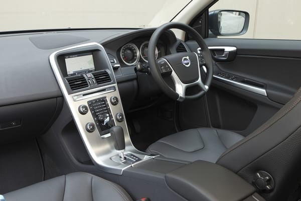 Volvo XC60 D5 Tecknic interior