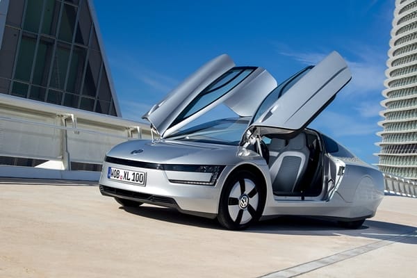 XL1 Hybrid 1-litre Car by Volkswagen