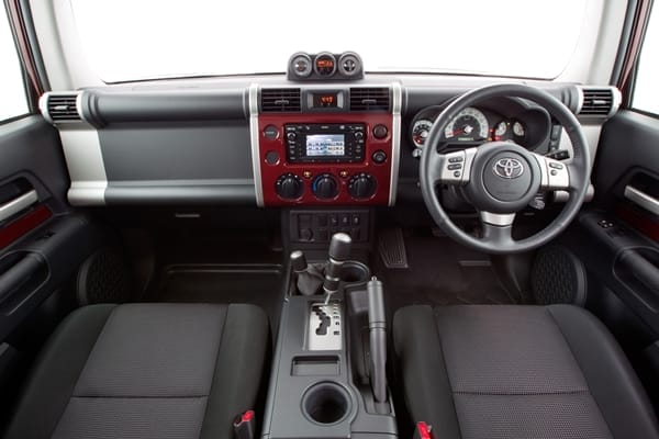 2013 Toyota FJ Cruiser interior