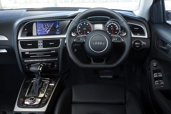 2013 Audi A4 Sport Edition dash