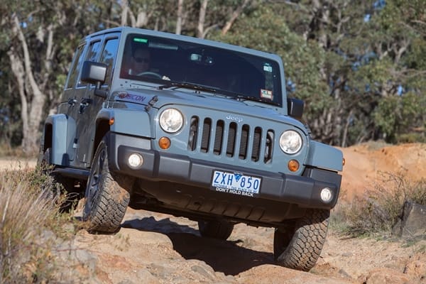2013 Jeep Wrangler Rubicon 10th Anniversary Edition ext front