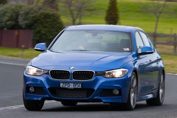 2013 BMW 316i M Sport Sedan driving