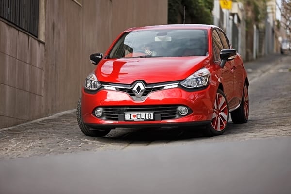 2013 Renault Clio IV Dynamique 1