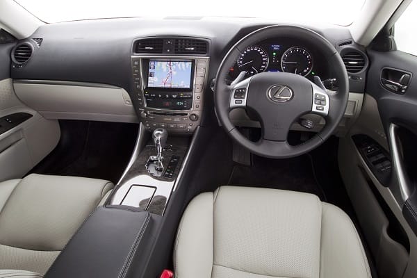 IS 350 Sports Luxury interior