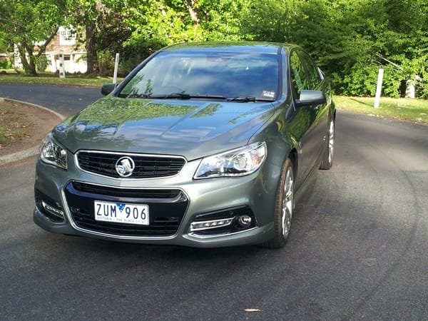 014 Holden VF SSV Redline Sedan 1