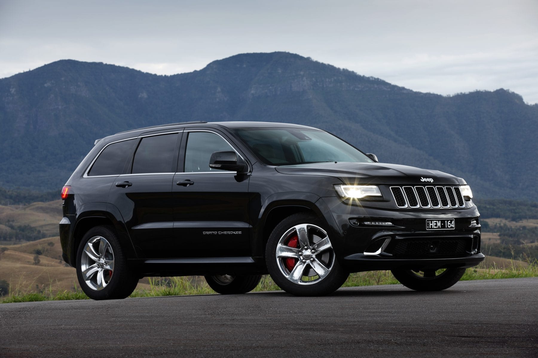 Grand Cherokee SRT exterior