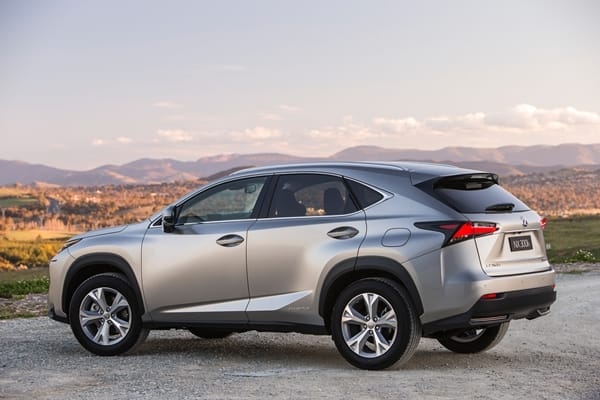 2014 Lexus NX 300h Sports Luxury