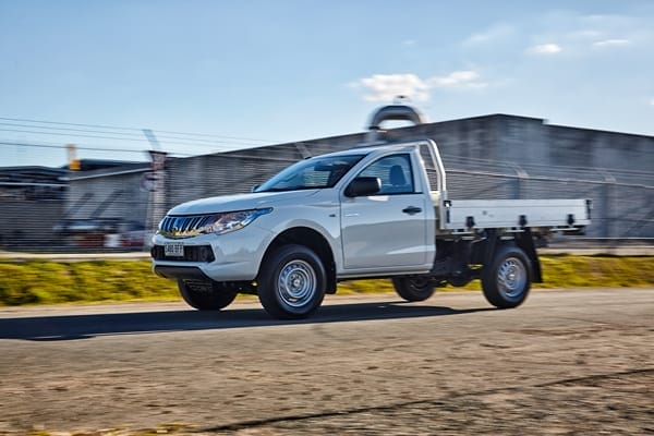 Mitsubishi Triton GLX Single Cab Trayback Ute