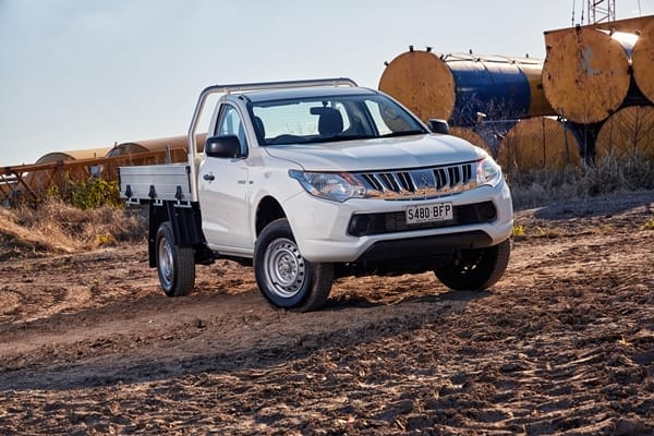 Mitsubishi Triton GLX Single Cab Trayback Ute