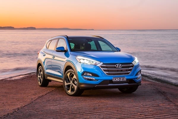 2015 Hyundai Tucson front
