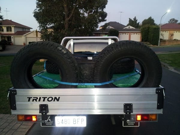 Mitsubishi Triton GLX 2wd single cab load 1