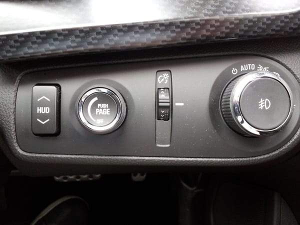 015 VF SSV Redline Sedan