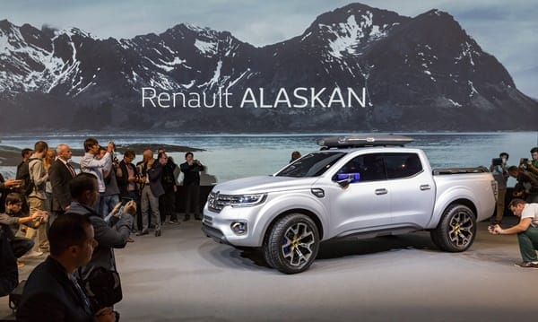 Renault ALASKAN Concept 2